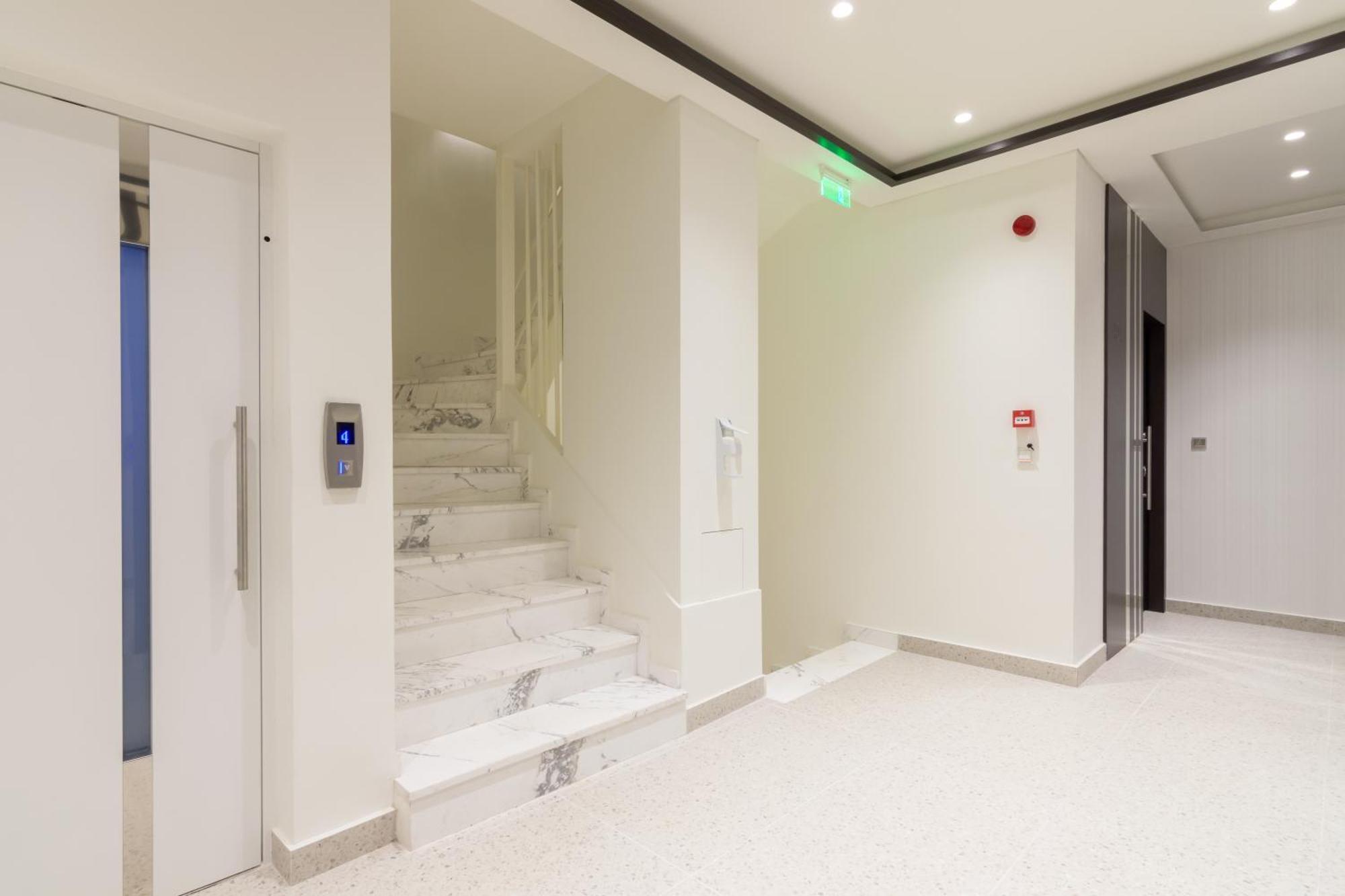 Socrates Fully Equipped Apartments With Unique Design Athen Eksteriør bilde