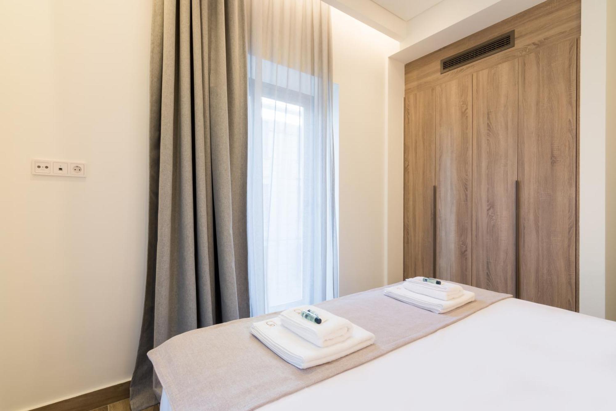 Socrates Fully Equipped Apartments With Unique Design Athen Eksteriør bilde