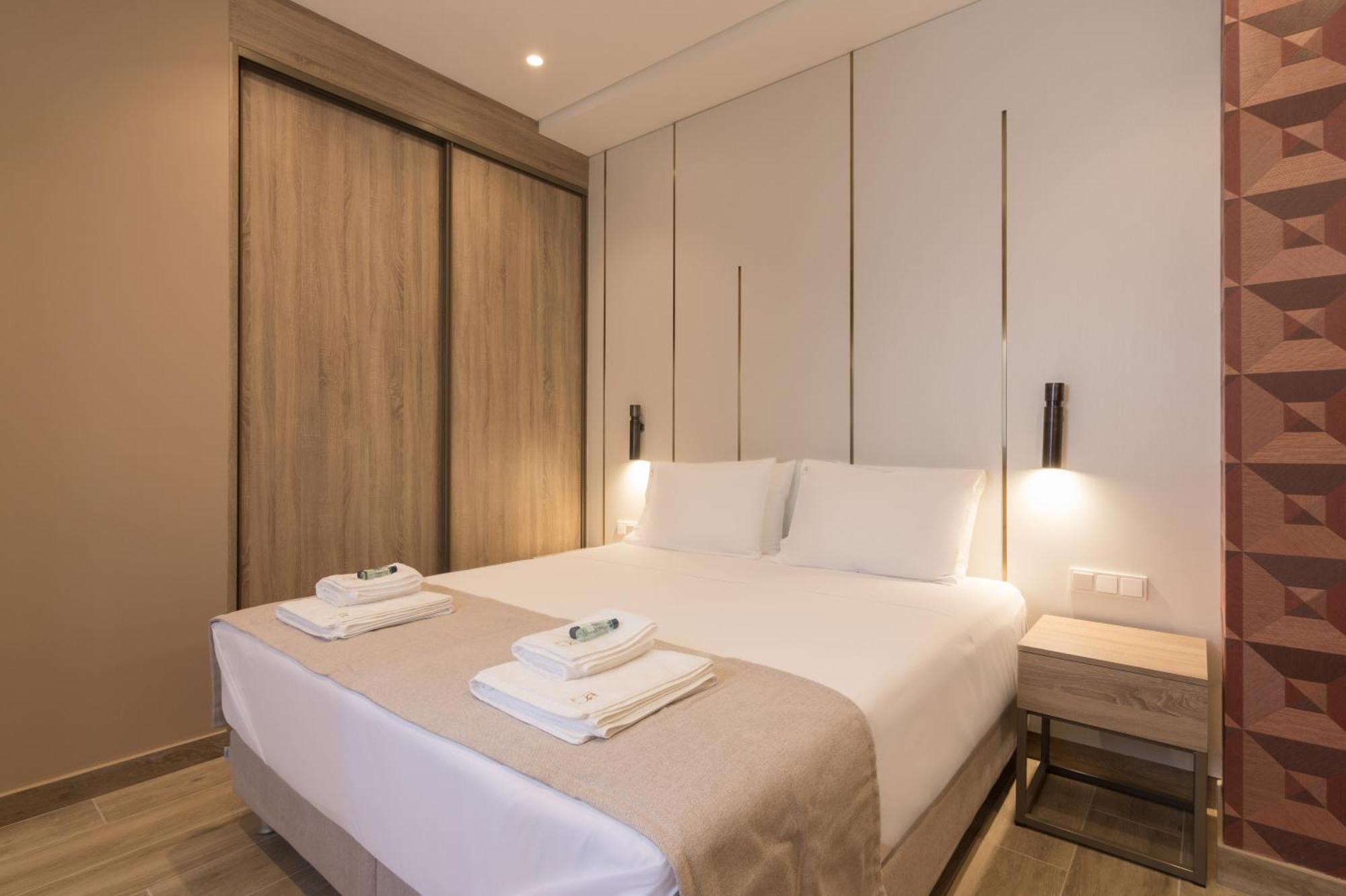 Socrates Fully Equipped Apartments With Unique Design Athen Eksteriør bilde